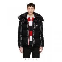 最新秋冬トレンドをチェック！2026-20秋冬  MONCLER  防寒性も抜群  ダウンジャケット メンズ人気が爆発