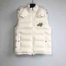 MONCLER モンクレール 【2026秋冬】の注目トレンド ダウンベスト 2色可選 ダウンジャケット 秋冬流行りファション