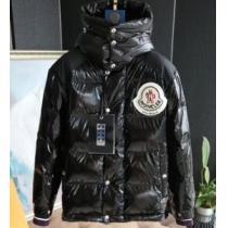 最高にCOOL秋冬新作  MONCLER 2026年秋冬に欠かせない モンクレール ダウンジャケット2色可選 秋めいてくるとシックな着こなし