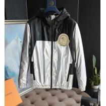 2026年秋冬コレクションを展開中 MONCLER ダウンジャケット 極上の暖かさと軽さ モンクレール 軽量ジャケット 2色可選