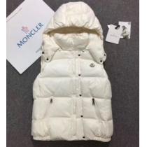 更にトレンドが急上昇中 MONCLER 2026秋冬新作の相棒を大公開 モンクレール 肌寒い季節に欠かせない