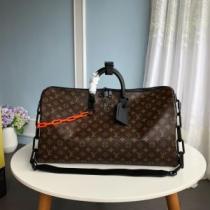 LOUIS VUITTON 優しい色味がかわいい ルイ ヴィトン今季トレンド新作はこれ  スーツケース 速報！2026年秋ファッショントレンド.45.