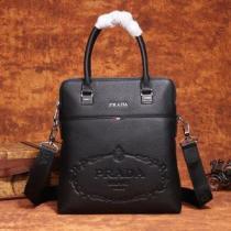 ハンドバッグ  使いやすさのトレンド プラダ 2026-2026秋冬のファッション PRADA 今季トレンド新作はこれ.57.