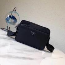 秋冬から人気継続中 ショルダーバッグ  プラダ 最速2026秋冬トレンドブランド PRADA 今年らしい新しい人気色.57.