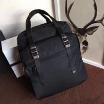 今季トレンド新作はこれ リュック プラダ カジュアルコーデオシャレ PRADA 速報！2026年秋ファッショントレンド.57.