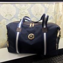 ヴェルサーチVERSACE カジュアルコーデオシャレ スーツケース もちろん相性抜群 速報！2026年秋ファッショントレンド.82.
