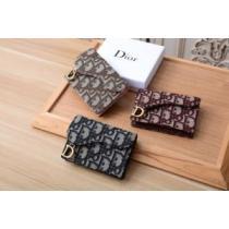 ディオール DIOR 【2026秋冬トレンド】押さえておきたい 3色可選 サイズのよさを感じる新作 財布/ウォレット 秋にこれがはやりそう.107.