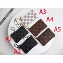 今シーズン注目のアイテム ルイ ヴィトン LOUIS VUITTON 財布/ウォレット 多色可選 秋冬にお世話になる定番.108.