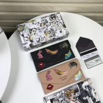 プラダやっぱり優しい色  PRADA 最新秋冬トレンドをチェック 財布/ウォレット 2色可選 最新秋冬トレンドをチェック！2026-20秋冬.105.