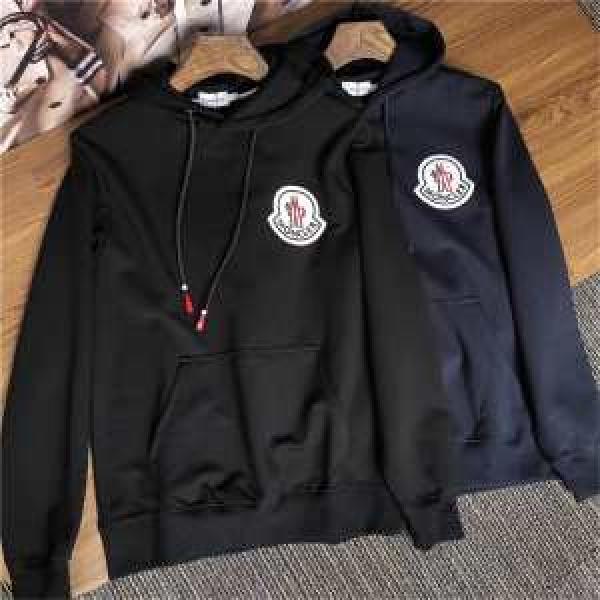パーカー 2色可選 2026秋冬人気色おすすめ 大人かわいい秋冬コーデを楽しみ モンクレール MONCLER