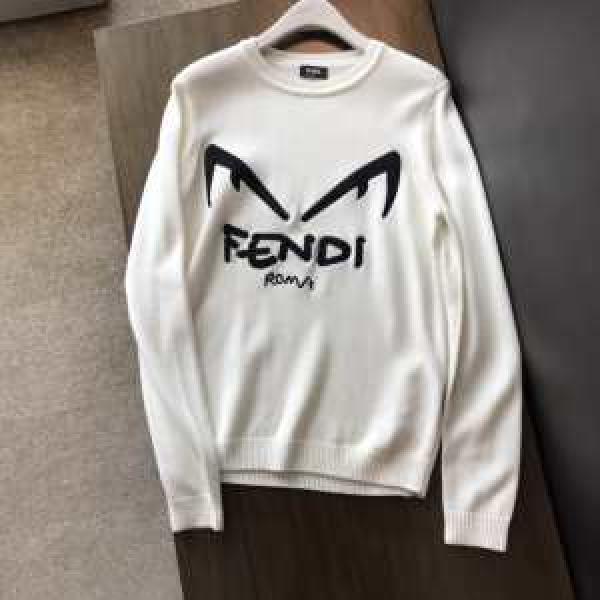 フェンディ FENDI プルオーバーパーカー 2色可選 秋冬ファッションコーディネート 2026秋に注目したい
