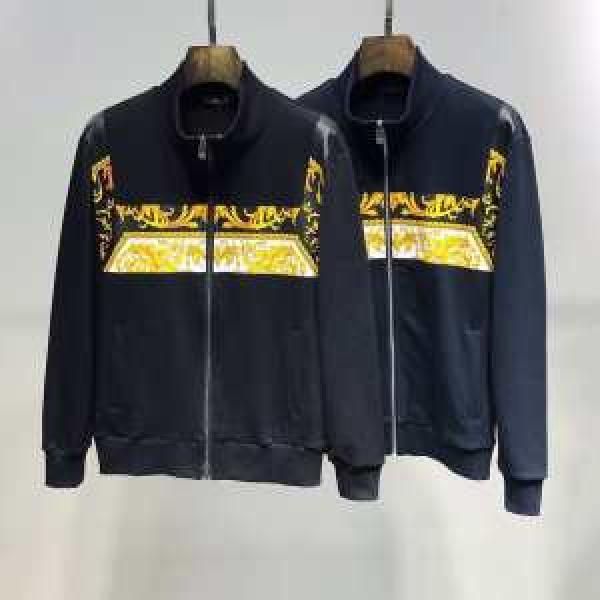 【最新】2026年秋冬のトレンド速報 さわやかに新品おすすめ ヴェルサーチ VERSACE ブルゾン 2色可選