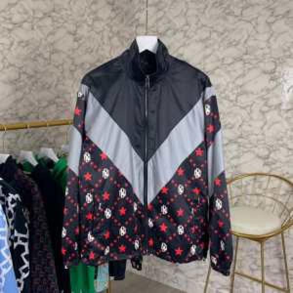 秋冬ファッションコーディネート バーバリー BURBERRY ブルゾン2026年秋冬に欠かせない