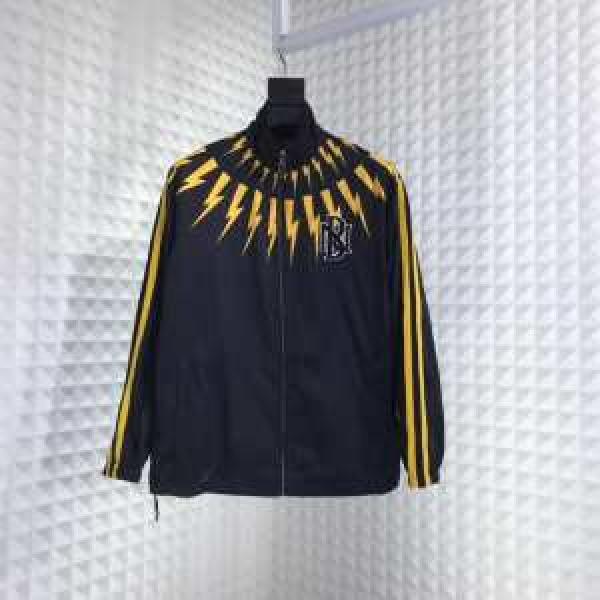 ブルゾン 人気ブランドの新作秋冬トレンド 2026-2026秋冬のファッション バーバリー BURBERRY
