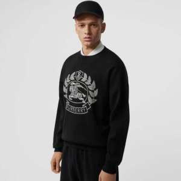 バーバリー BURBERRY プルオーバーパーカー 一番おしゃれ秋冬トレンド 最速2026秋冬トレンドブランド