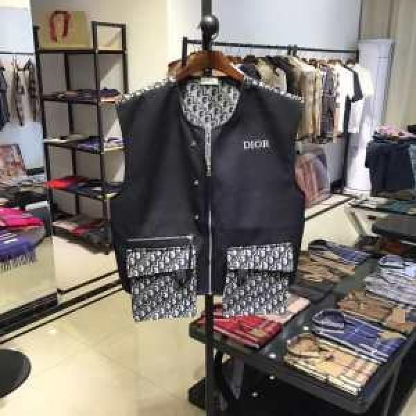 芸能人愛用Diorディオール"SADDLE"ジャケットベルトメンズファション結婚式　司会式ブランドランキングブルゾンコーデ