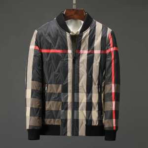 おしゃれ感度が高い秋冬トレンド ダウンジャケット メンズ バーバリー 寒い季節トレンド上品 BURBERRY 先取り 2026/2026秋冬ファッション