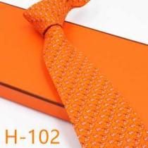 2026秋のファッショントレンドはこれ エルメス HERMES ネクタイ お洒落で秋冬注目トレンド