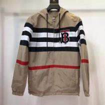 毎日はちょっとイイ秋冬新品 【最新】2026年秋冬のトレンド速報 バレンシアガ BALENCIAGA パーカー