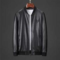 バレンシアガ BALENCIAGA ブルゾン おしゃれ度アップ秋冬コレクション 2026?2026秋冬流行色紹介