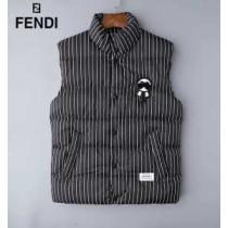 絶対おさえるべきカラーと最新 フェンディ FENDI 最新秋冬トレンドをチェック！2026-20秋冬 ダウンジャケット メンズ