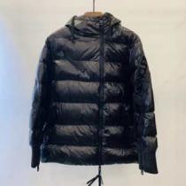 2026トレンドアイテム激安 モンクレール 秋冬ファッションコーディネート MONCLER メンズ ダウンジャケット 人気ファッション雑誌でも掲載