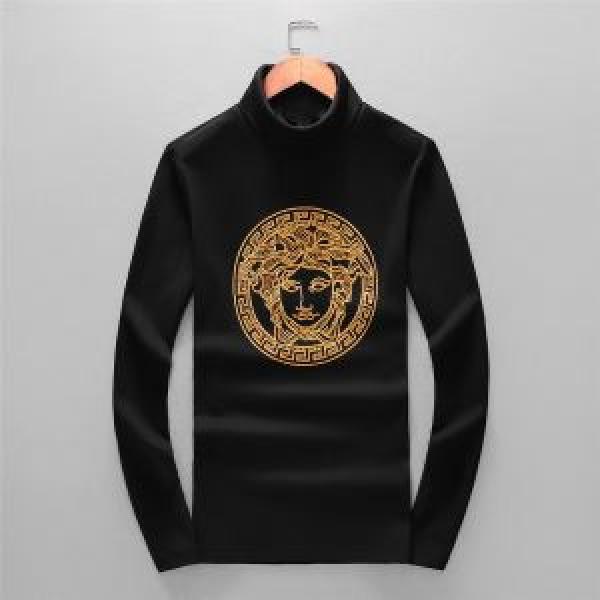 ヴェルサーチ VERSACE 長袖Tシャツ 【2026秋冬】今きてる最先端ブランド 今年注目な新品セール