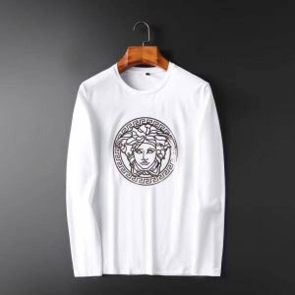 2026秋冬トレンドアイテム 人気ファッション雑誌でも掲載 ヴェルサーチ VERSACE 長袖Tシャツ 2色可選
