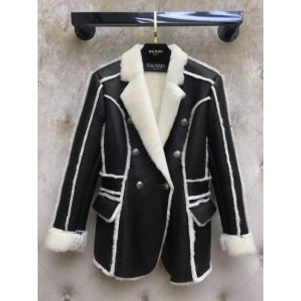 2026-20秋冬トレンドファッション バルマン BALMAIN 最新秋冬トレンドをチェック トッパーコート 秋冬流行りファション