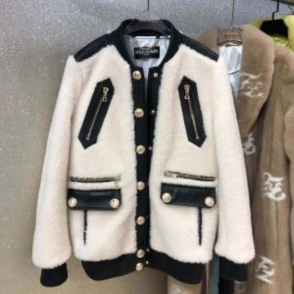 ハーフコート 【2026秋冬トレンド】押さえておきたい バルマン サイズのよさを感じる新作 BALMAIN  秋にこれがはやりそう