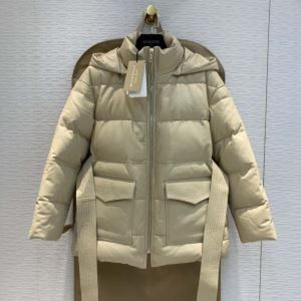 秋こそ楽しめるアイテム ダウンジャケット 今年らしいおすすめ新品 バーバリー BURBERRY 2色可選 2026秋断然ブランド推し