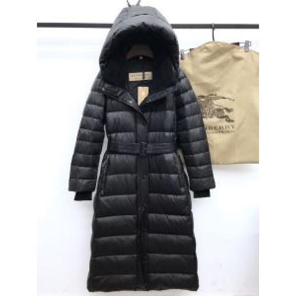 2026-20秋冬トレンドファッション 2色可選 バーバリー BURBERRY 秋冬流行りファション  ダウンジャケット 最新秋冬トレンドをチェック