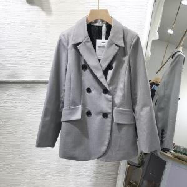 ディオール 今年注目すべき秋冬ファッション DIOR2026トレンドアイテム激安  ハーフコート ヒットする秋冬コレクション