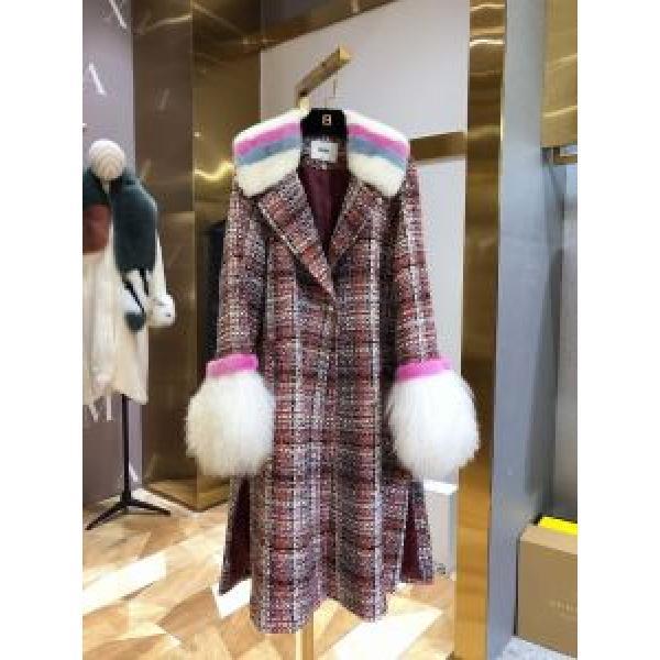 お洒落で秋冬注目トレンド　コート　更にトレンドが急上昇中　フェンディ FENDI　【2026秋冬】の注目トレンド