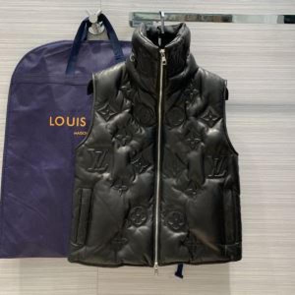 とにかく完璧ブランド新作　ルイ ヴィトン LOUIS VUITTON　秋服コーデ2026年版　トップス　大胆なチェックの人気トレンド