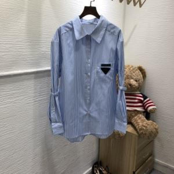 プラダ 最新トレンドコーデおすすめ　PRADA　2026-2026秋冬のファッション　シャツ　機能性が良くブランド新品