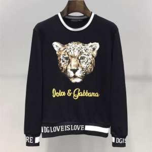 2026 /20AWコレクション人気ドルガバパーカーコピー Dolce&Gabbana スウェットシャツ サイズ感カジュアルコーディネート