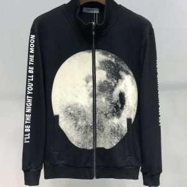 Valentino コレクション スウェットヴァレンティノ スーパーコピー ジップパーカーサイズ大いエレガントコーデ秋冬2026限定セール