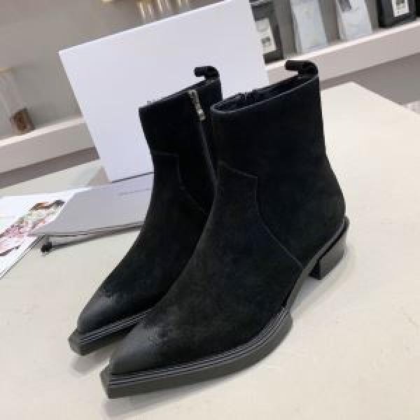 2026秋冬トレンド押さえておきたい 2色可選 レザーブーツ サイズのよさを感じる新作 バレンシアガ BALENCIAGA 人気ブランドの秋冬新色