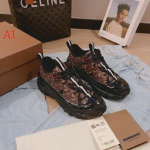 おしゃれなファッションコーデ 多色可選 バーバリー BURBERRY 2026トレンド秋冬おすすめ安い レザーブーツ 秋冬にお世話になる定番