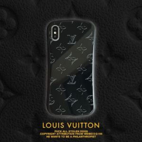 2色可選 大人かわいい秋冬コーデを楽しみ 2026秋、イチオシ上品 ルイ ヴィトン LOUIS VUITTON ケータイケース.561.