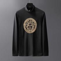 2026秋冬最重要アイテム ヴェルサーチ VERSACE 長袖Tシャツ 2色可選 おしゃれでおすすめ今季トレンド