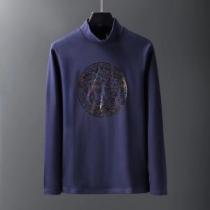 更にトレンドが急上昇中 2026秋冬トレンド押さえておきたい ヴェルサーチ VERSACE 長袖Tシャツ 3色可選