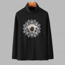 ヴェルサーチ VERSACE 長袖Tシャツ 2色可選 今年注目すべき秋冬ファッション 気になる2026年秋のファッション