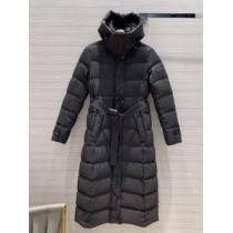 バーバリー BURBERRY 最新秋冬トレンドをチェック！2026-20秋冬 2色可選 絶対おさえるべきカラーと最新 ダウンジャケット やっぱり優しい色