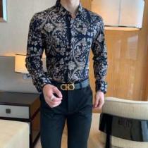 2025-20秋冬トレンドファッション 今から取り入れられるトレンド ヴェルサーチ VERSACE シャツ