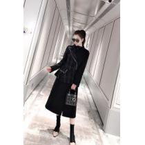 DIOR  ファッション上級者向け ディオール 素敵続くトレンド 2026秋冬トレンドデザイン  スカート 人気の秋冬新作再登場