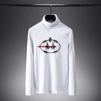 プラダ PRADA 長袖Tシャツ 2色可選 【2026秋冬】の注目トレンド おしゃれ感度が高い秋冬トレンド