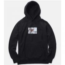さわやかに新品おすすめ 2色可選 シュプリーム SUPREME 2026秋冬トレンドアイテム パーカー 今年注目な新品セール