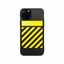 Off-White オフホワイト 2色可選  ケータイケース 【最新】2026年秋冬のトレンド速報 秋冬から人気継続中.561.